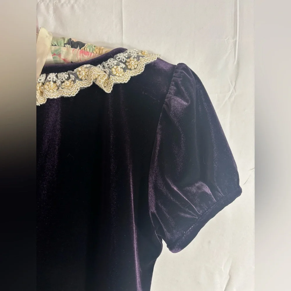 Purple Velvet Scoop Neck Lace+Pearl Embellished Neckline Puff Sleeve Top Size M - Picture 6 of 16